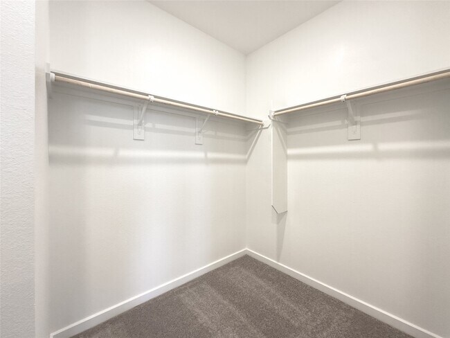 Building Photo - 9726 Ivy Manor Ct