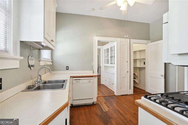 Building Photo - 203 Winter Ave