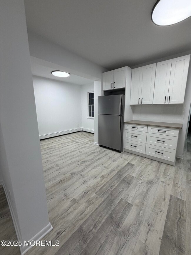 Building Photo - 14 W 3rd St