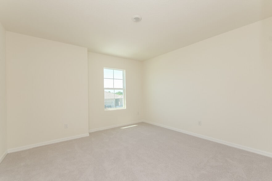 Building Photo - 10832 Charlotte Dr.