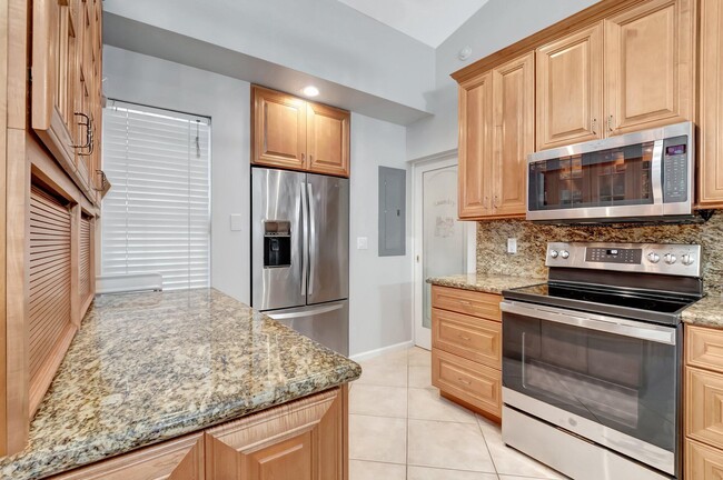 Building Photo - 9680 Lancaster Pl