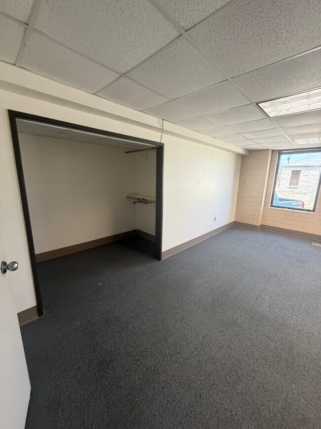 Building Photo - 1115 Columbus Ave