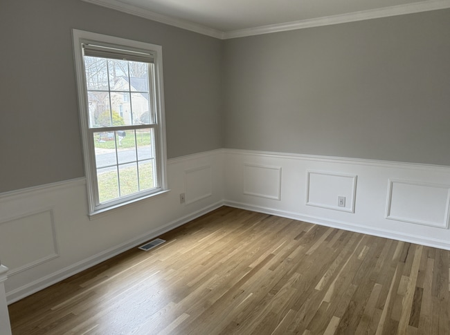 Building Photo - 9228 Pebble Creek Way