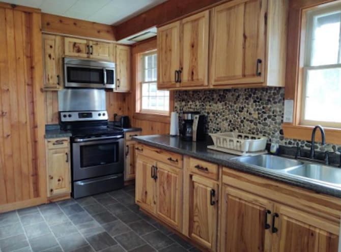 Building Photo - 6519 Forest Lodge Ln