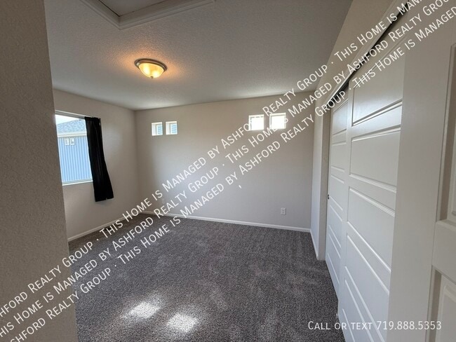 Building Photo - 6044 Callan Dr