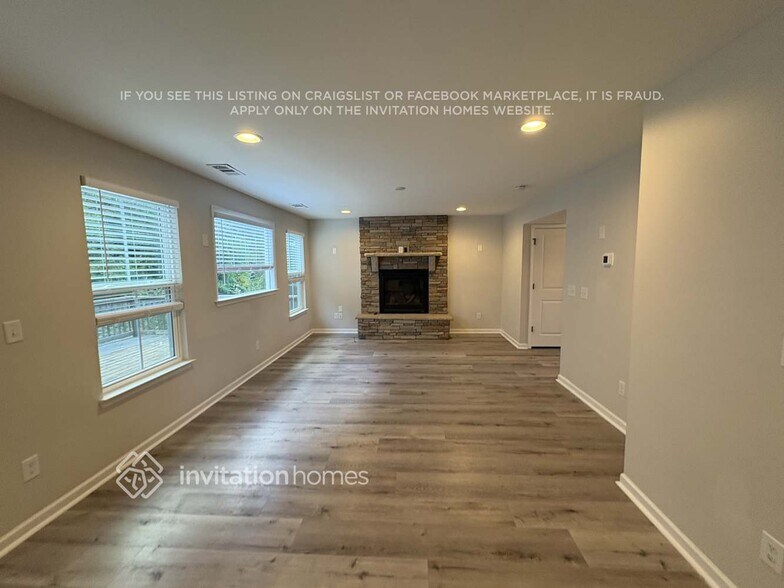 Building Photo - 949 Fairdale Ct