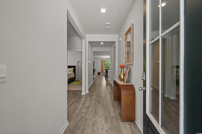 Building Photo - 847 Flowering Br Ave