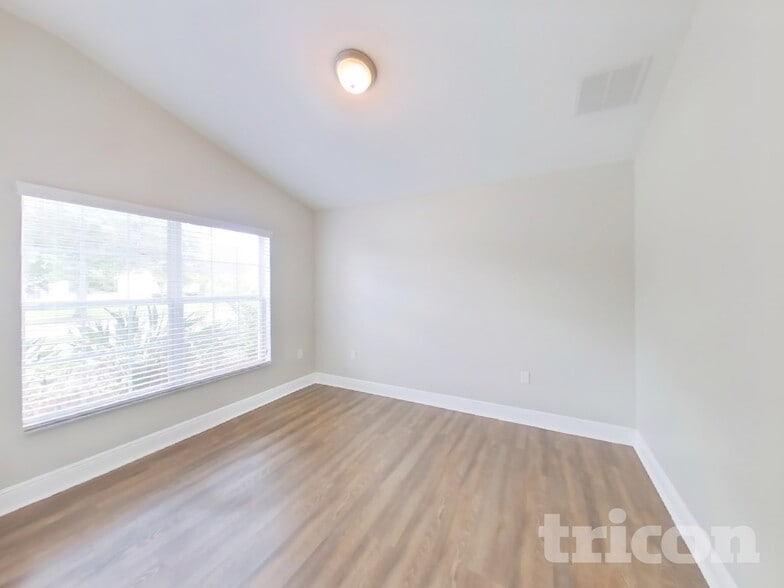 Building Photo - 14412 Barley Field Dr