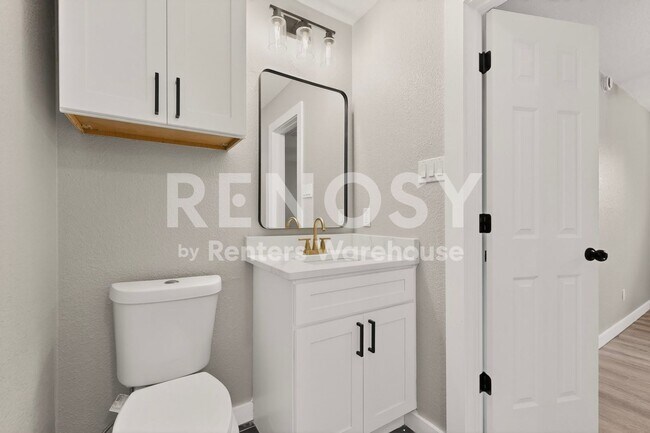 Building Photo - 507 S Spring Creek Dr