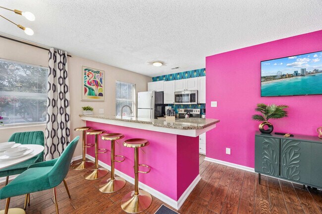 Building Photo - 414 28th Ave N