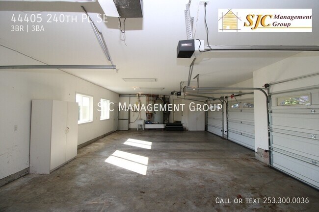 Building Photo - 44405 240th Pl SE