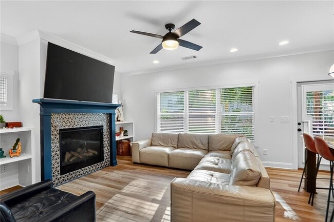 Building Photo - 1170 Moton Ave SW