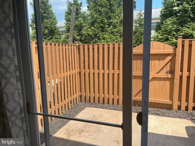 Building Photo - 11104 Rock Garden Dr