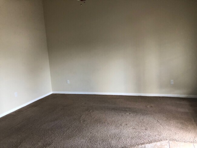 Building Photo - 107 Muscarello Rd