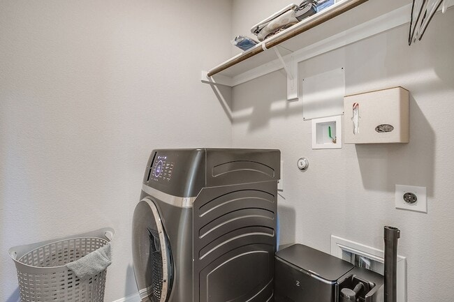 Building Photo - 8924 Lantana Meadow Dr