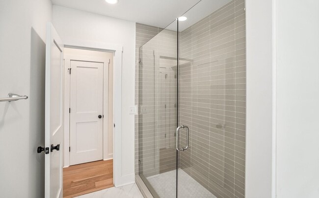 Building Photo - Downtown Beaufort Charmer