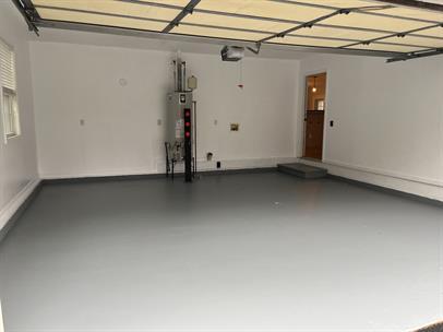 Building Photo - 35 Briar Ln