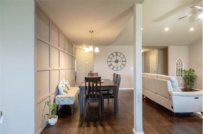 Building Photo - 6108 SW Warrington Rd