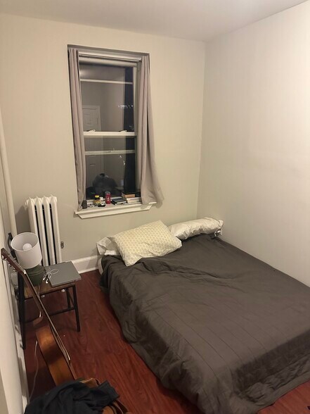 Building Photo - 70 Joy St