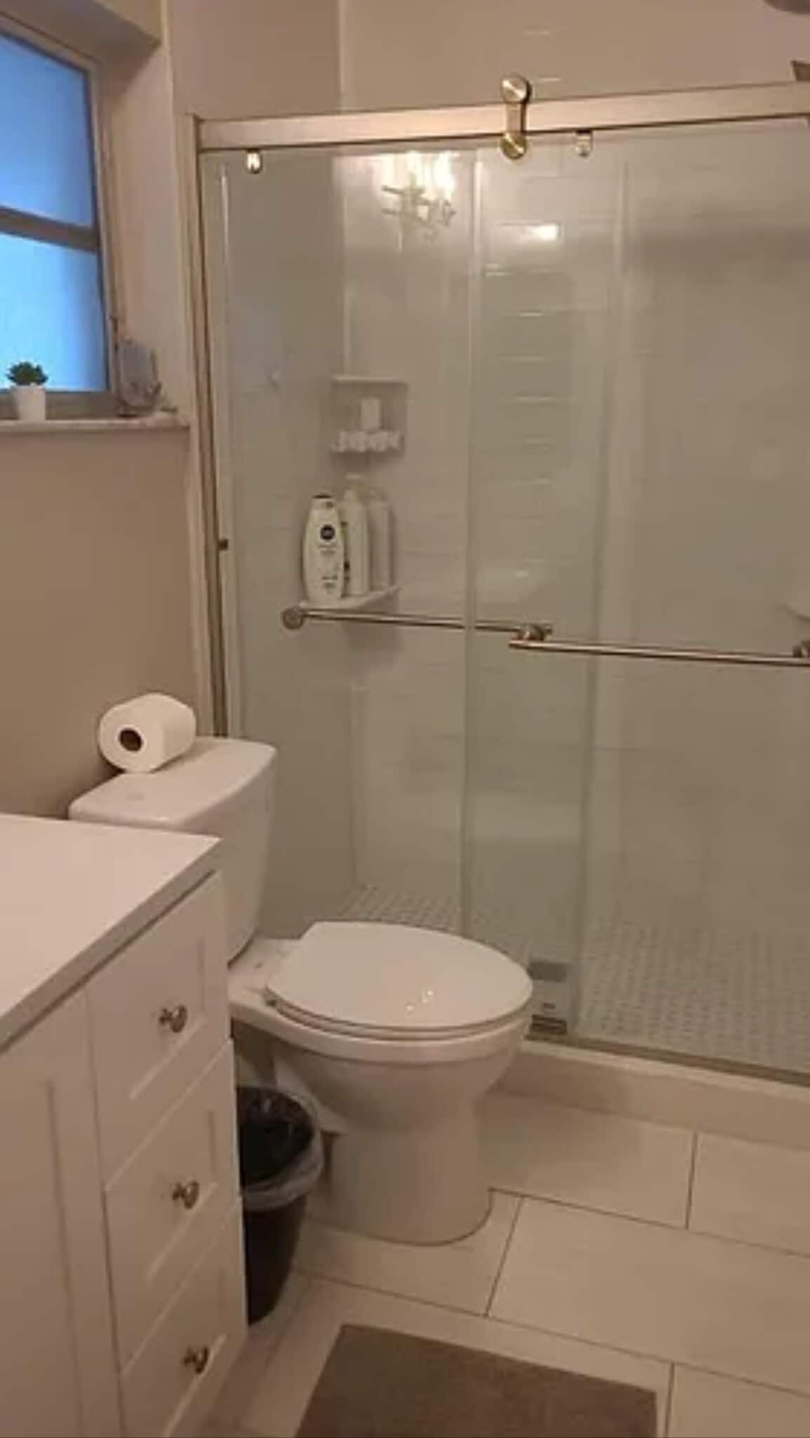 Building Photo - 3803 43rd Ave N