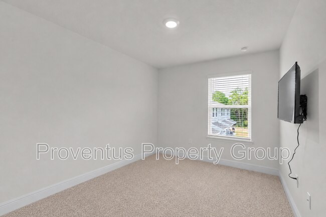 Building Photo - 5724 Sandy Walk St