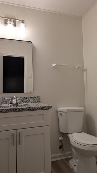 Master Bath - 7413 Edenwood Ln