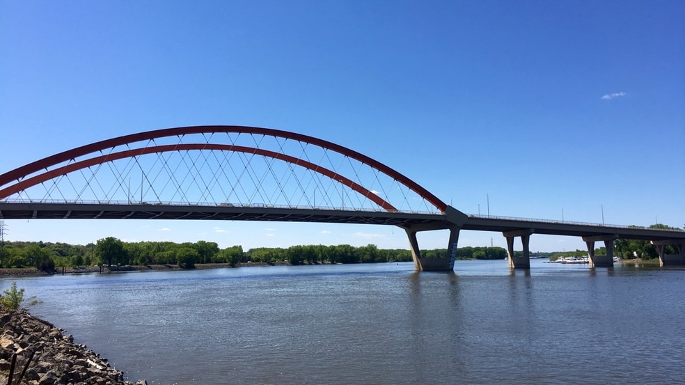 Building Photo - 2112 Spring St