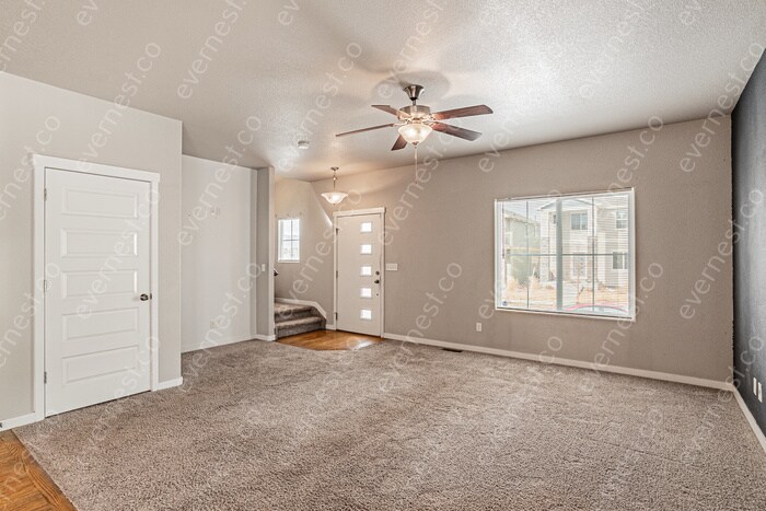 Building Photo - 2405 Falkirk Dr