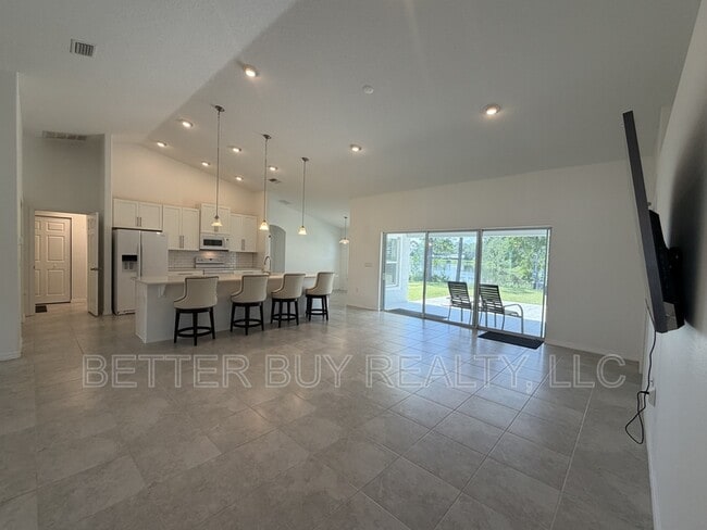 Building Photo - 16 Kalendar Ct