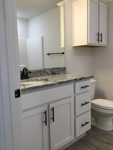 Building Photo - 231 Palm St