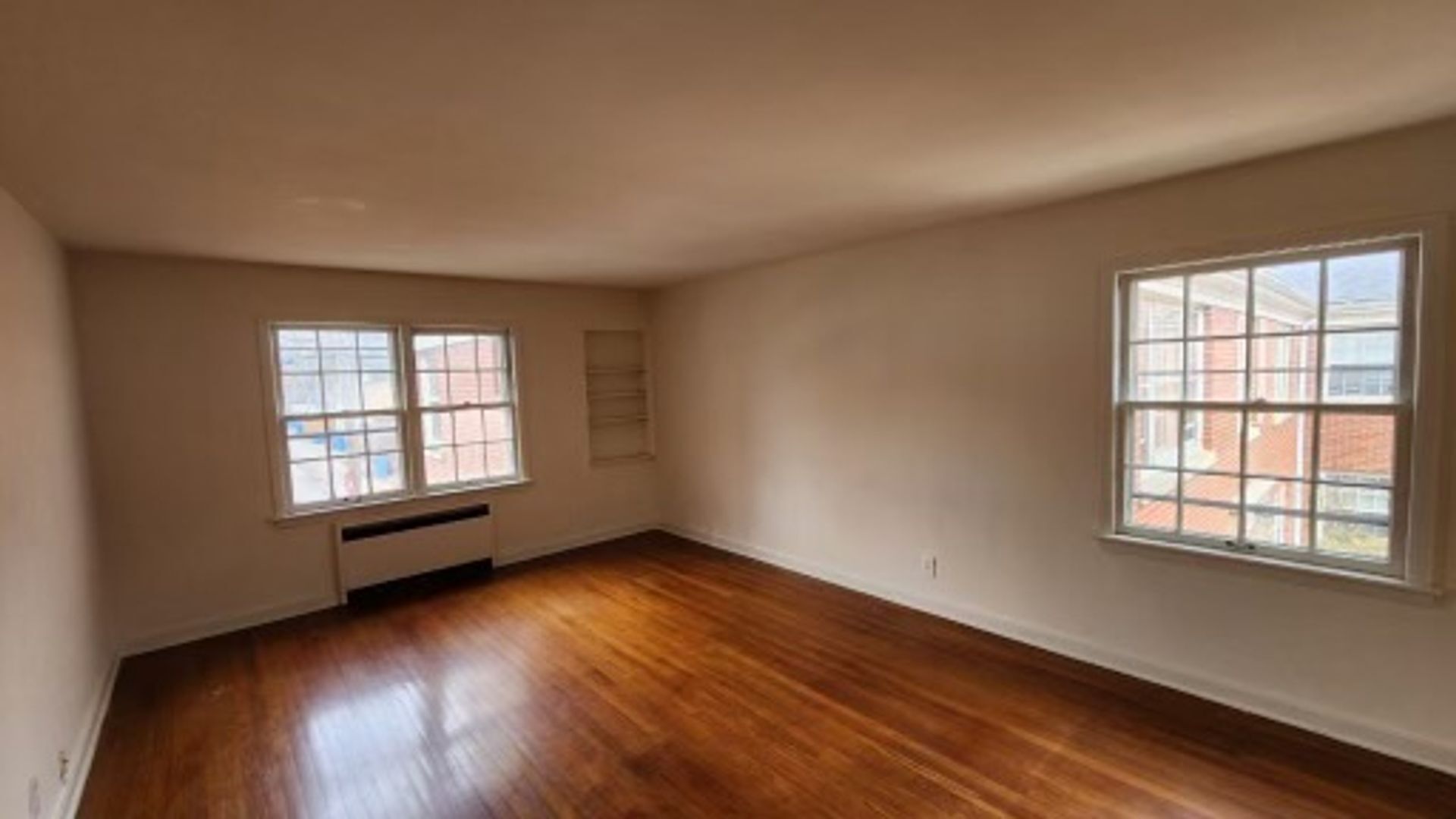 Building Photo - 512-524- E Henry Clay St