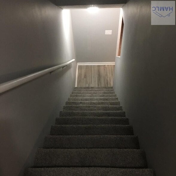 Building Photo - 901 Olmstead Dr