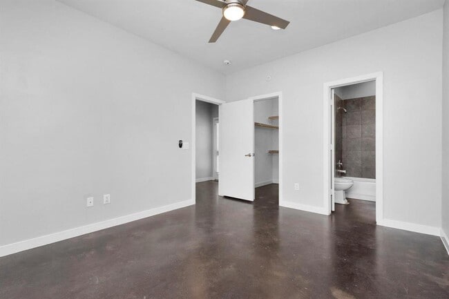 Building Photo - 4339 O'Reilly
