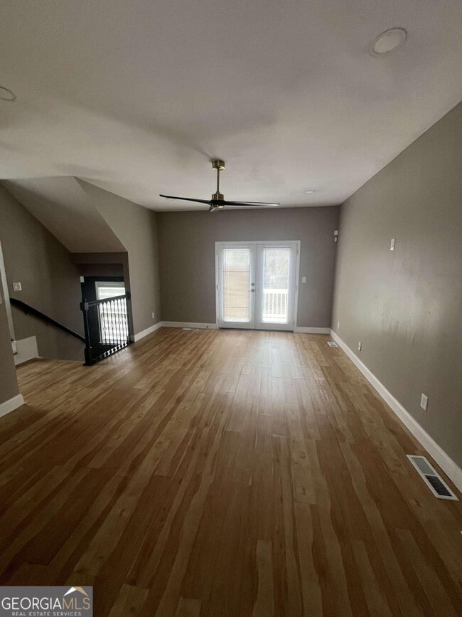 Building Photo - 738 Prince Pl NW