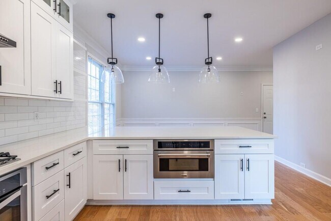 Building Photo - 1759 Regency Park Walk