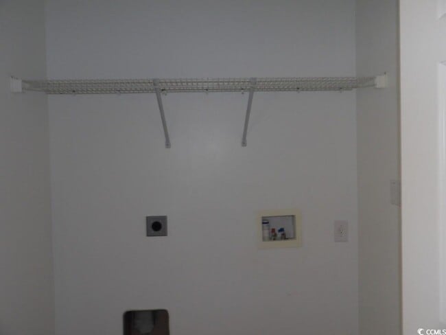 Building Photo - 121 Barnacle Ln