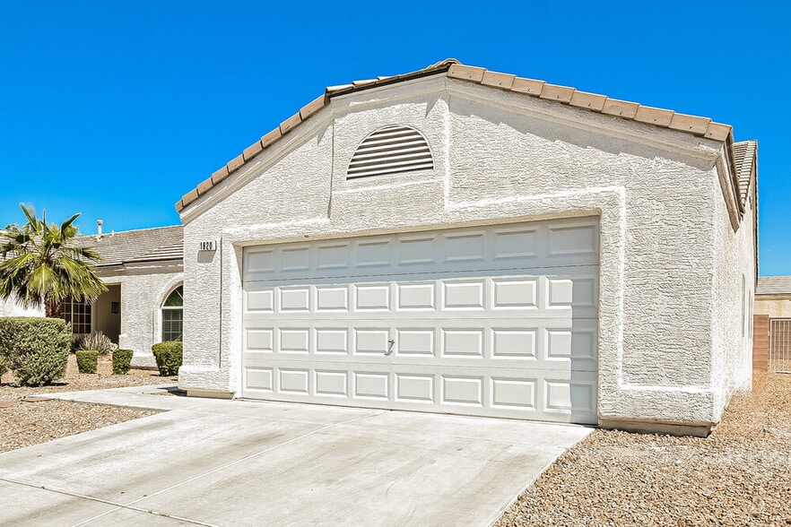 Building Photo - 1820 Loida Ct