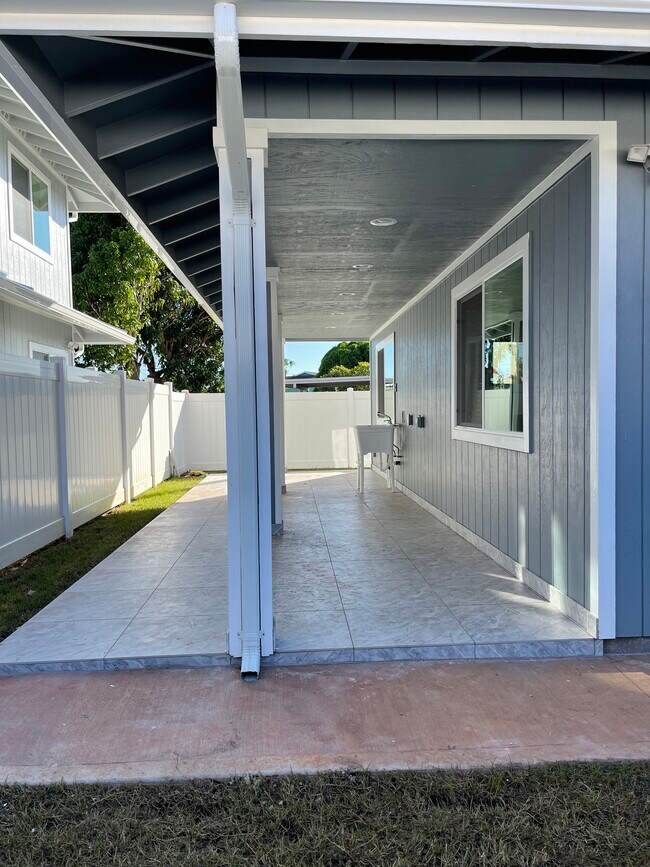 Building Photo - 91-967 Akaholo St