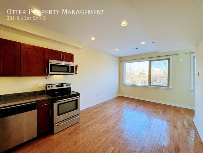 Building Photo - 332 N 41st St