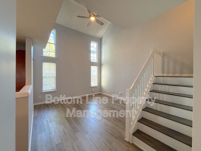 Building Photo - 9932 Birch Knoll Ct