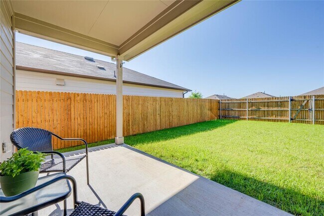 Building Photo - 216 Skipping Stone Ln