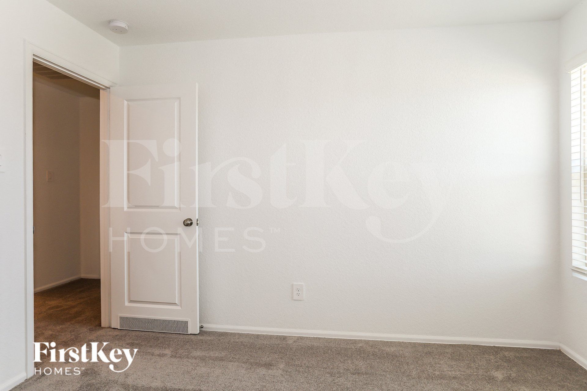 Building Photo - 23939 Steep Climb Dr