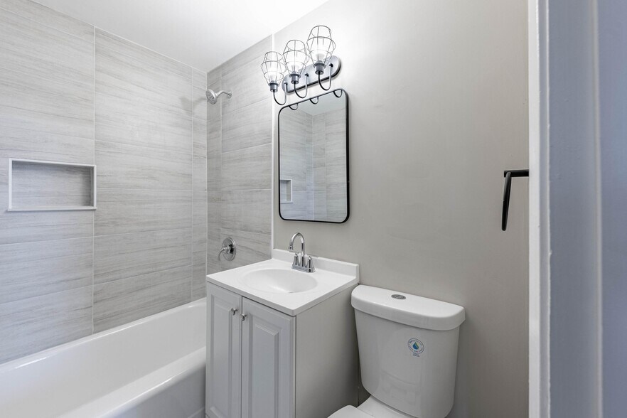 Building Photo - 4343 Wisconsin Ave