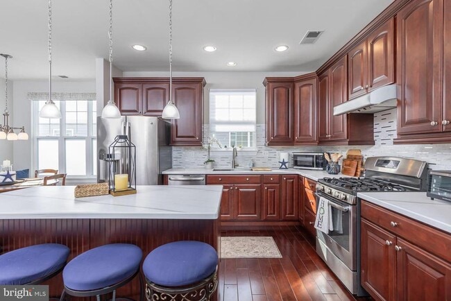 Building Photo - 130 Wesley Dr