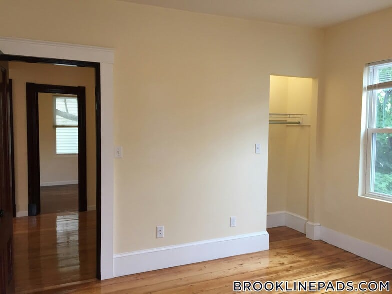 Building Photo - 5 Smythe St