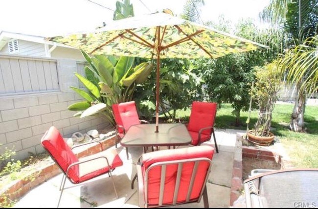 Building Photo - 220 Avenue A