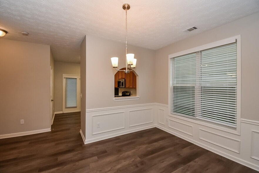 Building Photo - 7074 Littlebrook Way