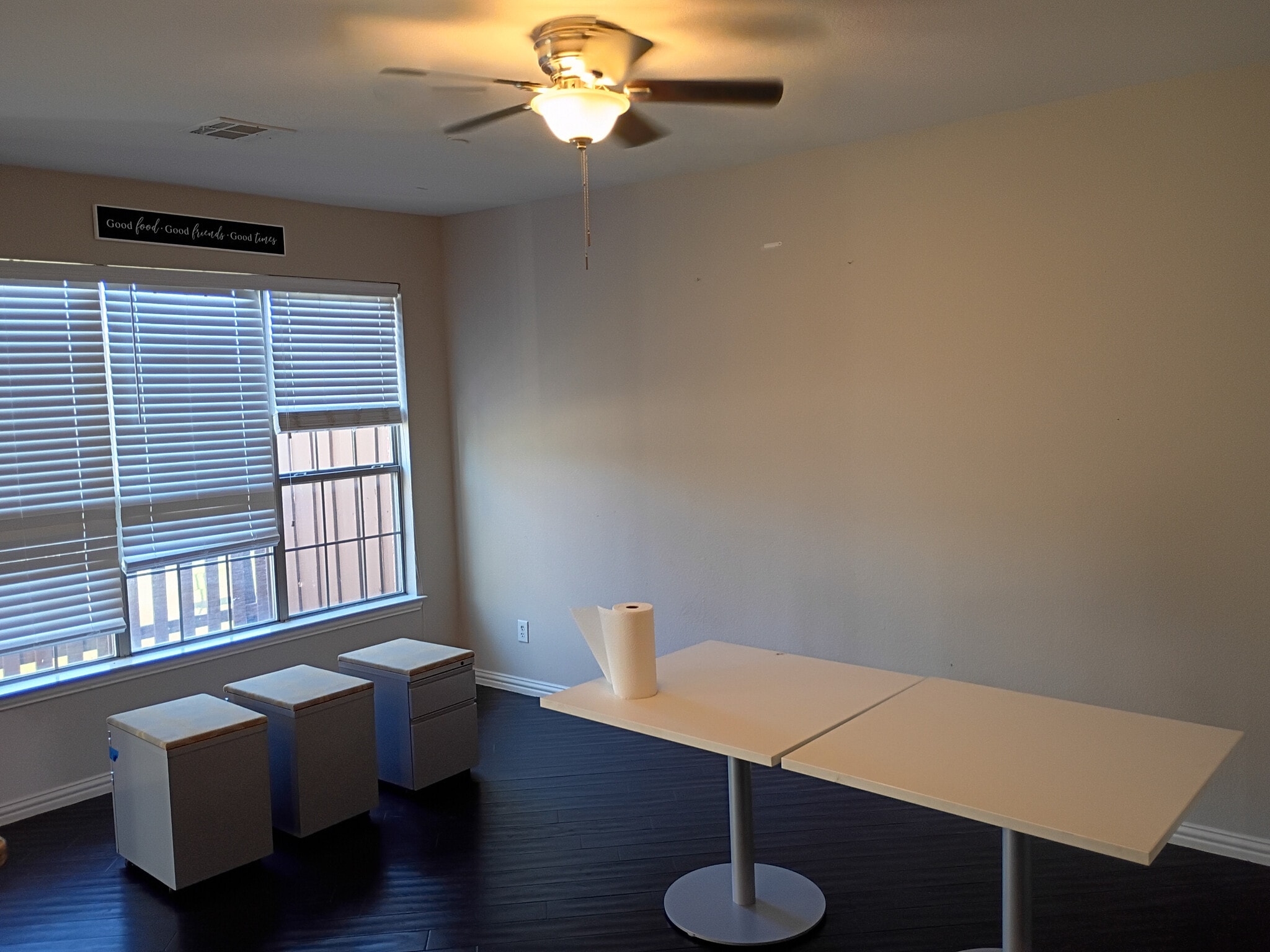 Building Photo - Room in Townhome on Chase Ln