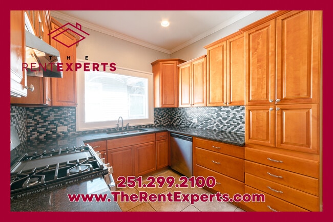 Building Photo - 23 Houston St