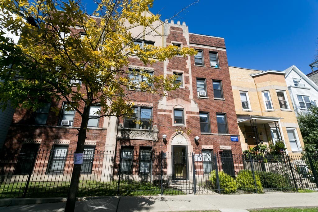 Building Photo - 2852 W Palmer St